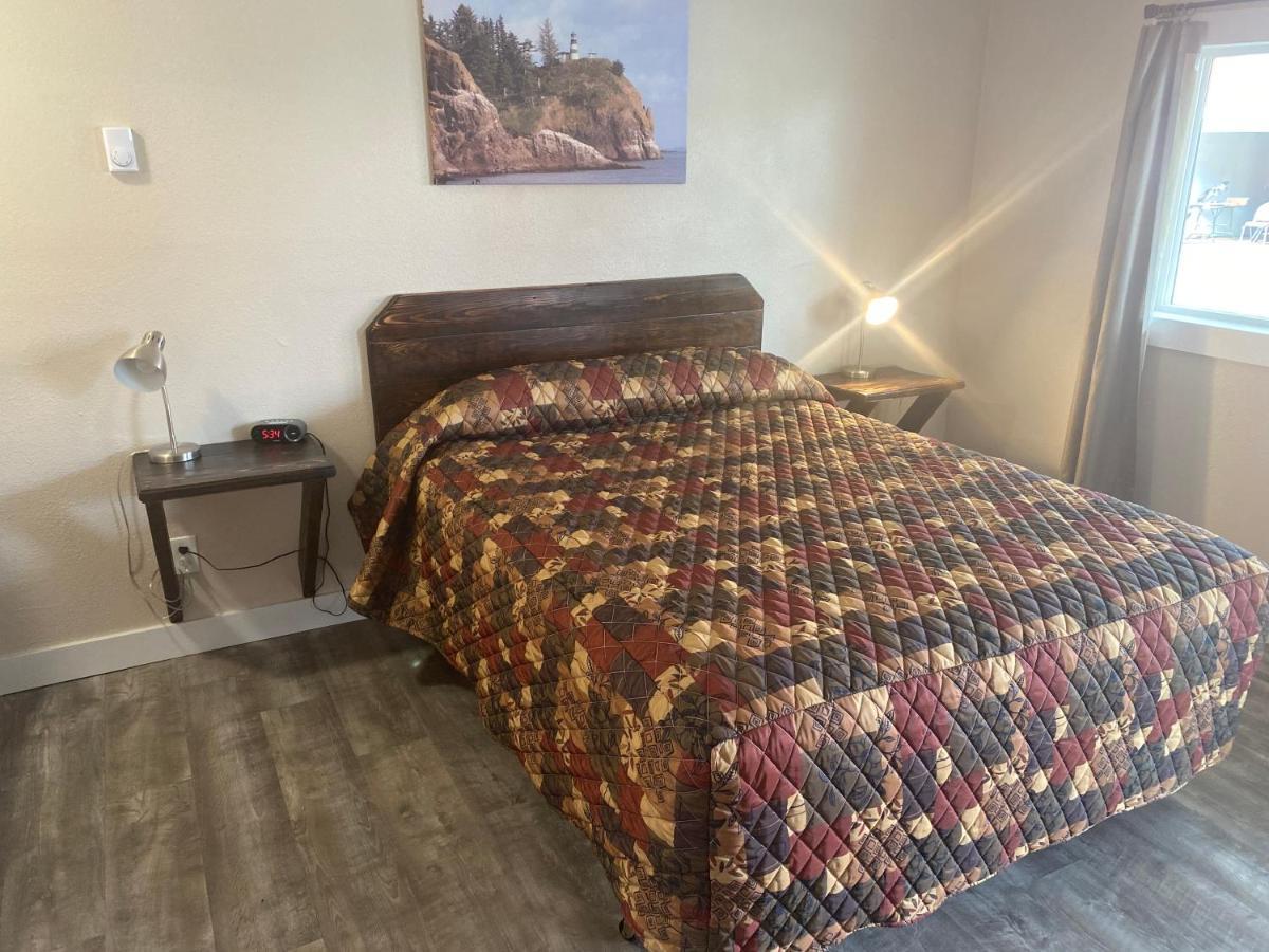 Heidi'S Inn Ilwaco エクステリア 写真